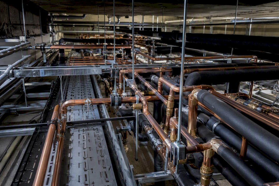 Ceiling void VRF refrigerant pipework installation
